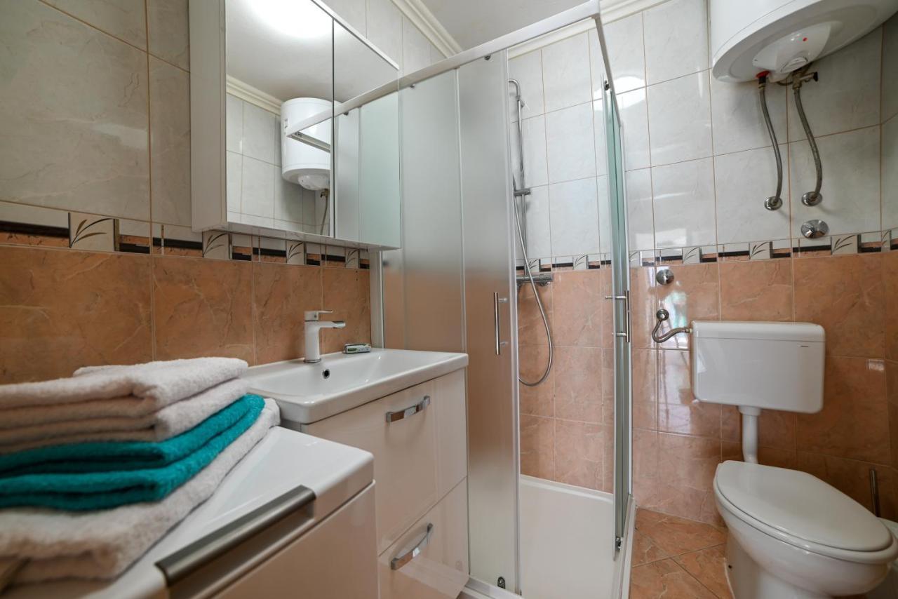 Apartmani Cesarica Trogir Exterior photo