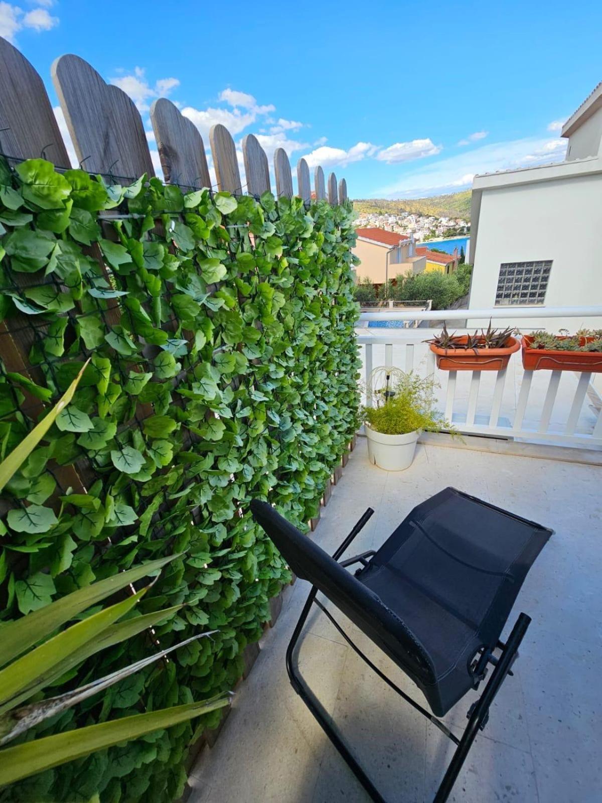Apartmani Cesarica Trogir Exterior photo